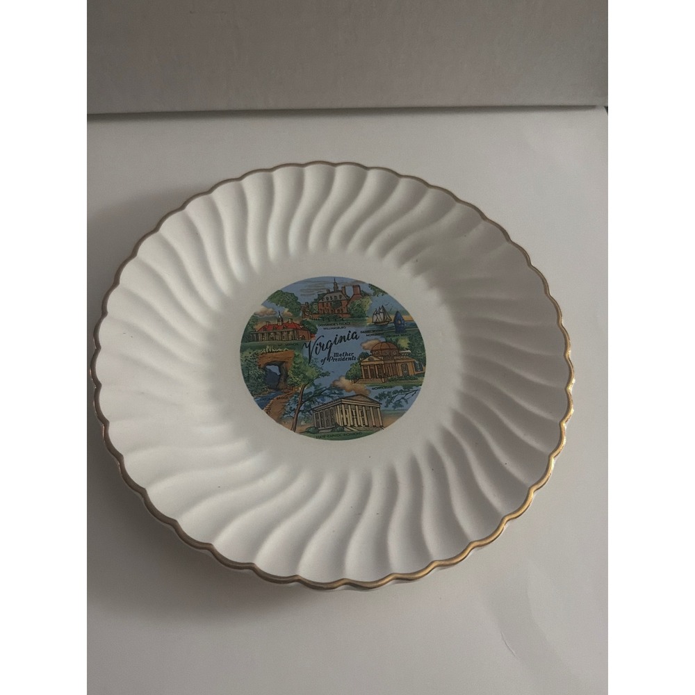 Vintage Virginiaโ Mother of Presidents Souvenir Plate Gold Trim Scalloped Edge